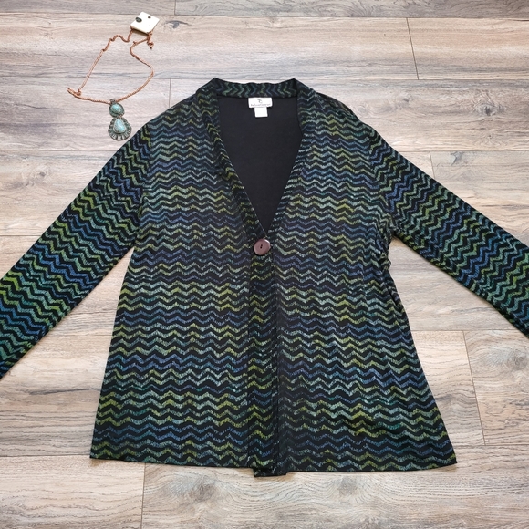 The Travel Collection Cardigan - Picture 8 of 12